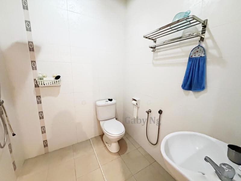 Semi-Detached House for Sale in Bukit Sungai Long (Bandar Sungai Long) - Gaby Ng - Bathroom - PropertyGuru.com.my