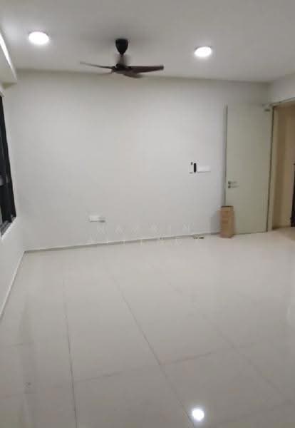 Kediaman Servis untuk Dijual di Seiring Residensi - Nazrin Affendy - Living Room - PropertyGuru.com.my
