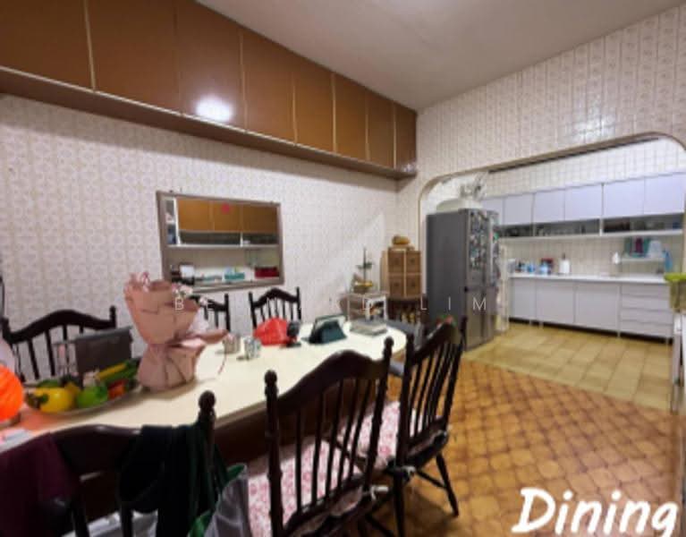 Semi-Detached House for Sale in Taman Tasek (Johor Bahru) - Bernard Lim - Dining Room - PropertyGuru.com.my