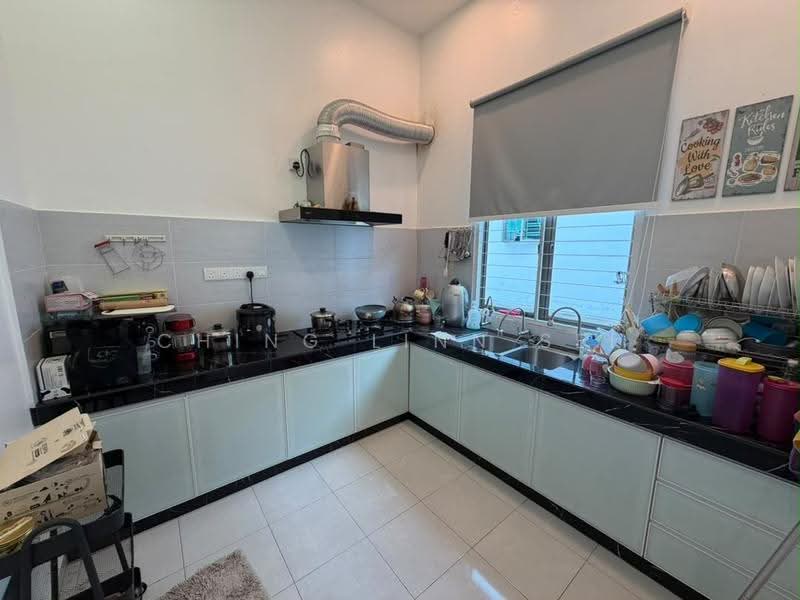 Rumah Teres 2-Tingkat untuk Dijual di Jasin (Melaka) - Ching Linn Sei - Kitchen - PropertyGuru.com.my
