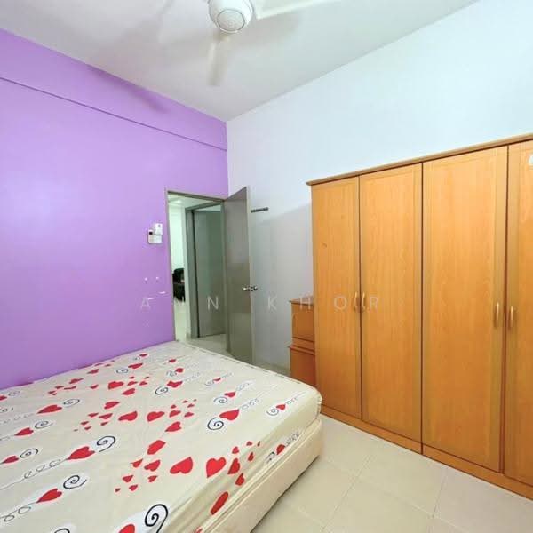 Kondominium untuk Disewa di Cassia Resort Condominium - Ann Khor - Bedroom - PropertyGuru.com.my