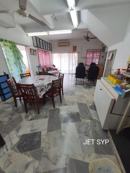 Rumah Teres 2-Tingkat untuk Dijual di Klang (Selangor) - Ivy Por - Living Room - PropertyGuru.com.my