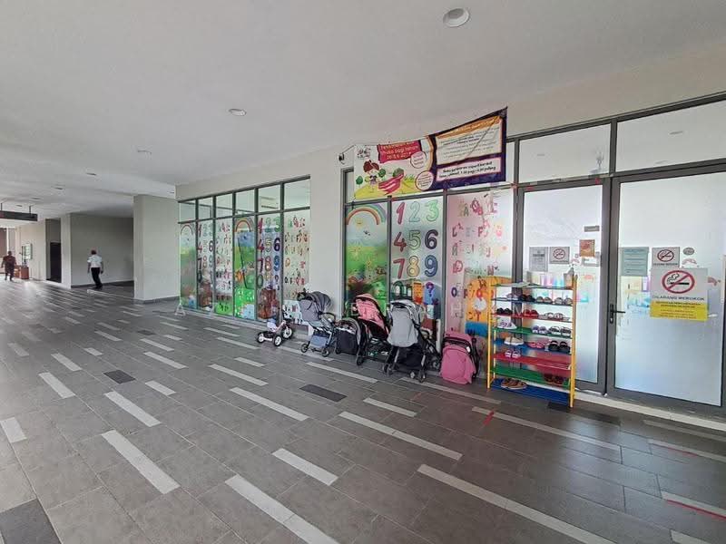 Service Residence for Sale at Seasons Garden Residences - Azli Ibrahim - Corridor - PropertyGuru.com.my