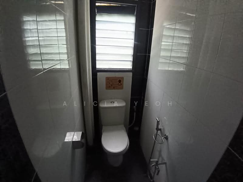 Shop / Office for Rent in Wangsa Maju (Kuala Lumpur) - Alicia Yeoh - Bathroom - PropertyGuru.com.my
