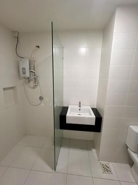 Service Residence for Rent at Trefoil @ Setia City - Nazrin Affendy - Bathroom - PropertyGuru.com.my