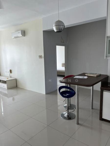 Kondominium untuk Dijual di The Peak Residences - Ruth Ong - Living Room - PropertyGuru.com.my