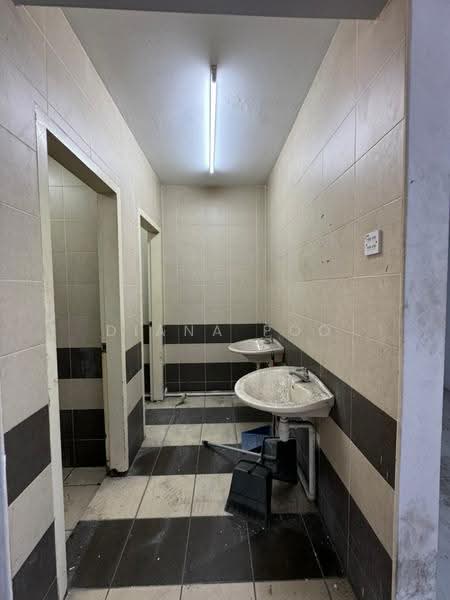Shop for Sale in Kelana Jaya (Petaling Jaya) - Diana Poo - PropertyGuru.com.my