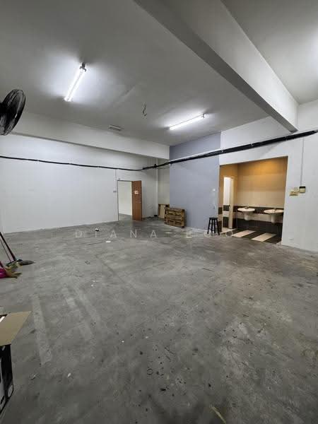 Shop for Sale in Kelana Jaya (Petaling Jaya) - Diana Poo - PropertyGuru.com.my