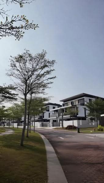 Cluster House for Sale in Horizon Hills (Iskandar Puteri (Nusajaya)) - Dexter Lim - Exterior - PropertyGuru.com.my