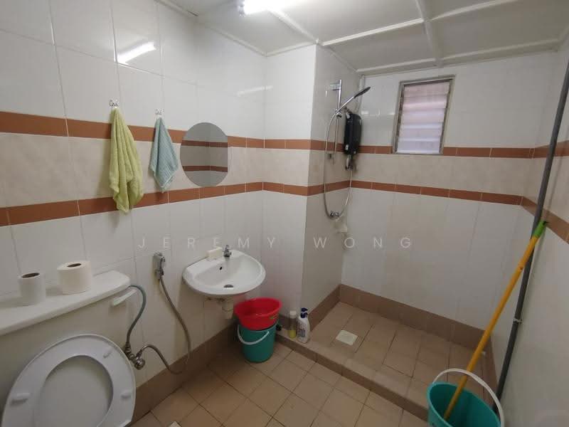 Service Residence for Rent at Rhythm Avenue - Jeremy Wong - Bathroom - PropertyGuru.com.my