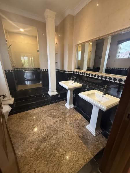 Rumah Banglo untuk Dijual di Kelana Jaya (Petaling Jaya) - Jass Goh - Bathroom - PropertyGuru.com.my