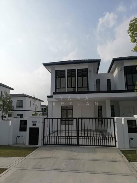 2-storey Terraced House for Sale in Eco Grandeur (Puncak Alam) - Diyana Norrzuan - Exterior - PropertyGuru.com.my