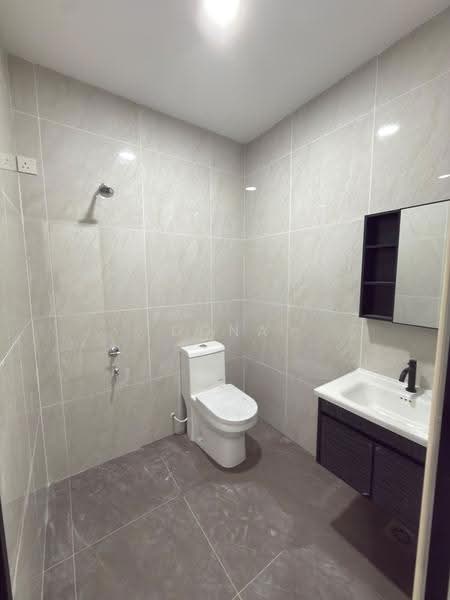 1-storey Terraced House for Sale in Taman Universiti (Skudai) - Dona - Bathroom - PropertyGuru.com.my