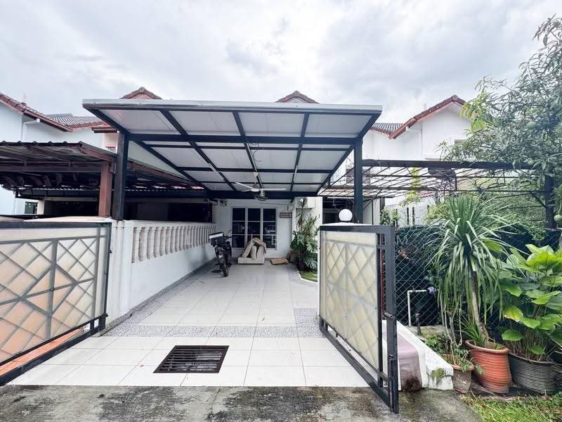2-storey Terraced House for Sale in Putra Heights (Subang Jaya) - Azli Ibrahim - Exterior - PropertyGuru.com.my