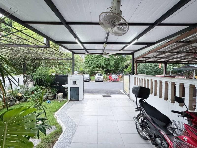 2-storey Terraced House for Sale in Putra Heights (Subang Jaya) - Azli Ibrahim - Exterior - PropertyGuru.com.my