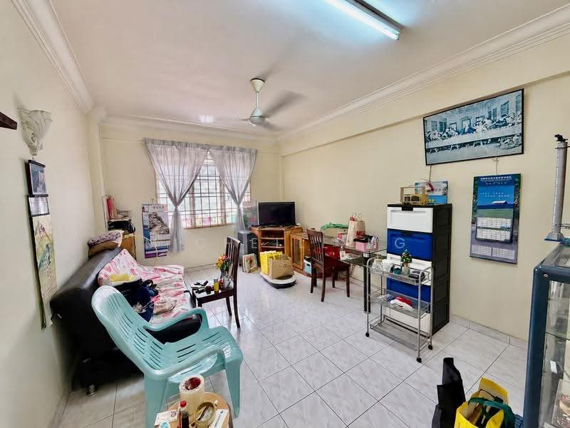 Apartment for Sale at Sri Bayu - Michelle Ng - Living Room - PropertyGuru.com.my
