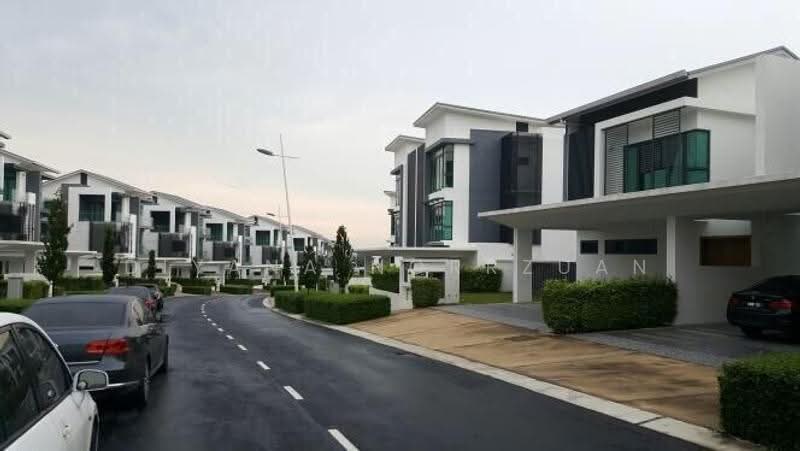 Bungalow House for Sale in Cyberjaya (Selangor) - Diyana Norrzuan - PropertyGuru.com.my
