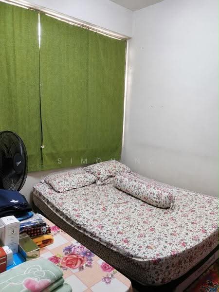 Rumah Flat untuk Dijual di Taman Desa Damai - Simon Ng - Bedroom - PropertyGuru.com.my
