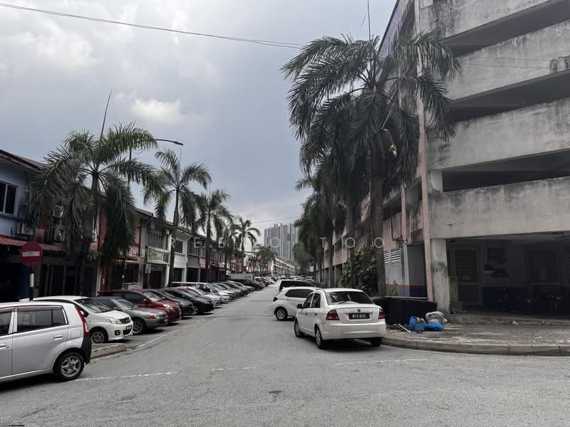Shop for Rent in Damansara Damai (Damansara Damai) - Reeno Too - Exterior - PropertyGuru.com.my