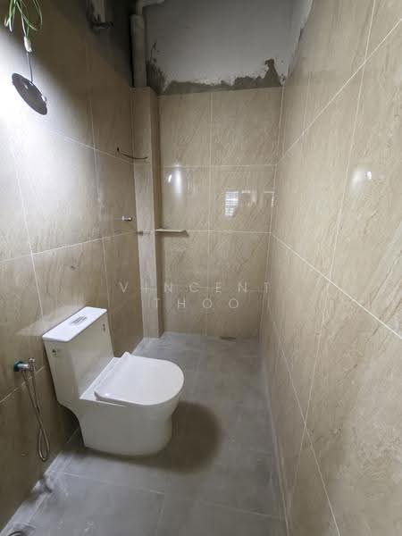 Kedai untuk Disewa di Ipoh (Perak) - Vincent Thoo - Bathroom - PropertyGuru.com.my