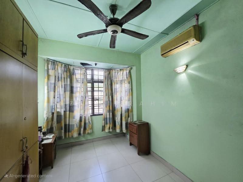 2-storey Terraced House for Sale in Seksyen 8 (Shah Alam) - Azli Ibrahim - Bedroom - PropertyGuru.com.my