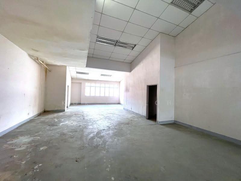 Terrace Factory for Rent in Taman Perindustrian Usj 1 (Subang Jaya) - Kok Yee Loh - Interior - PropertyGuru.com.my