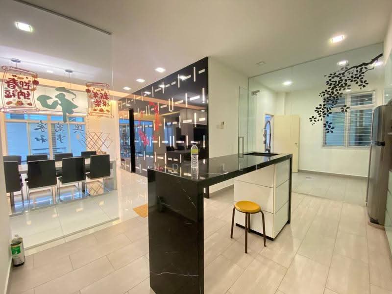Semi-Detached House for Sale in Taman Nusa Bestari (Iskandar Puteri (Nusajaya)) - Mindy Lee - Kitchen - PropertyGuru.com.my