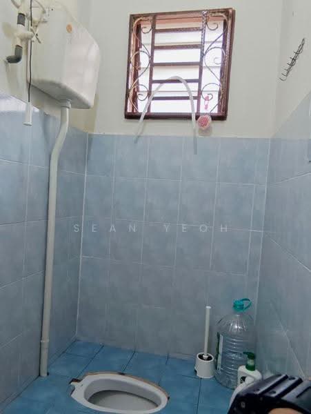 2-storey Terraced House for Sale in Taman Nusantara (Iskandar Puteri (Nusajaya)) - Sean Yeoh - Bathroom - PropertyGuru.com.my