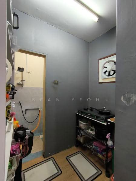 2-storey Terraced House for Sale in Taman Nusantara (Iskandar Puteri (Nusajaya)) - Sean Yeoh - Kitchen - PropertyGuru.com.my