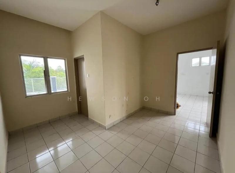 Semi-Detached House for Sale in Taman Ixora (Sepang) - Hewson Oh - Interior - PropertyGuru.com.my