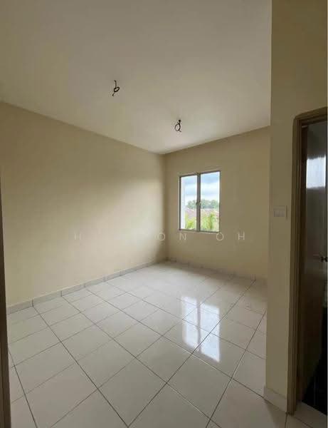 Semi-Detached House for Sale in Taman Ixora (Sepang) - Hewson Oh - PropertyGuru.com.my