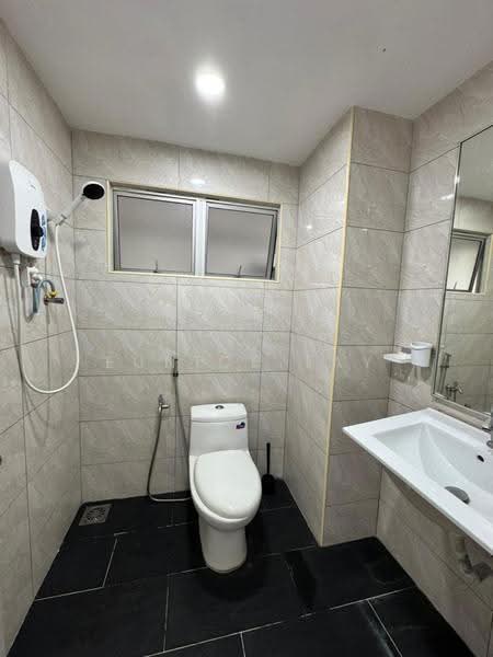 Kondominium untuk Dijual di Endah Ria - Eunice Tay - Bathroom - PropertyGuru.com.my