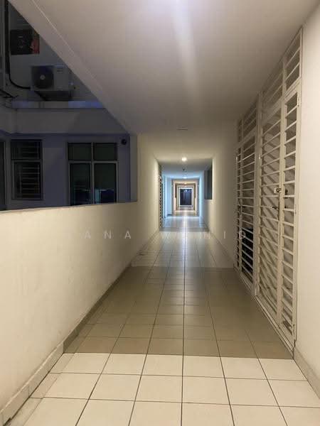 Service Residence for Rent at Bsp Skypark - Hana Wahid - Corridor - PropertyGuru.com.my