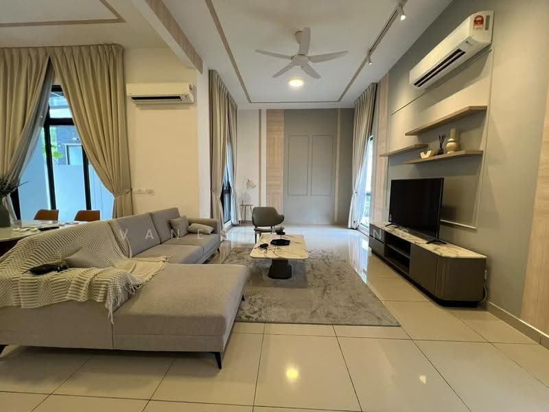 Semi-Detached House for Sale in Setia Alam (Selangor) - Vanessa Wong - Living Room - PropertyGuru.com.my