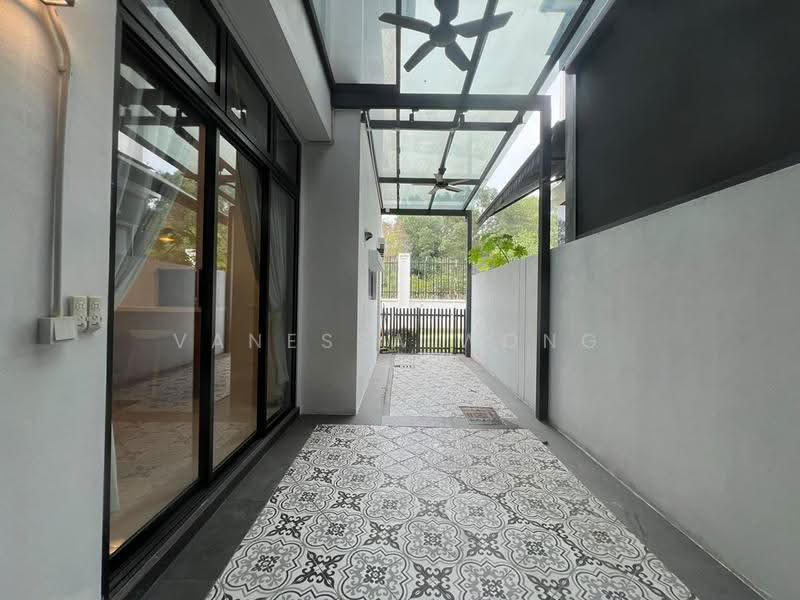 Semi-Detached House for Sale in Setia Alam (Selangor) - Vanessa Wong - Terrace - PropertyGuru.com.my