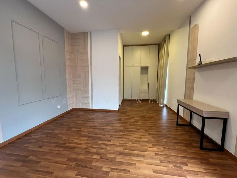 Semi-Detached House for Sale in Setia Alam (Selangor) - Vanessa Wong - Master Bedroom - PropertyGuru.com.my