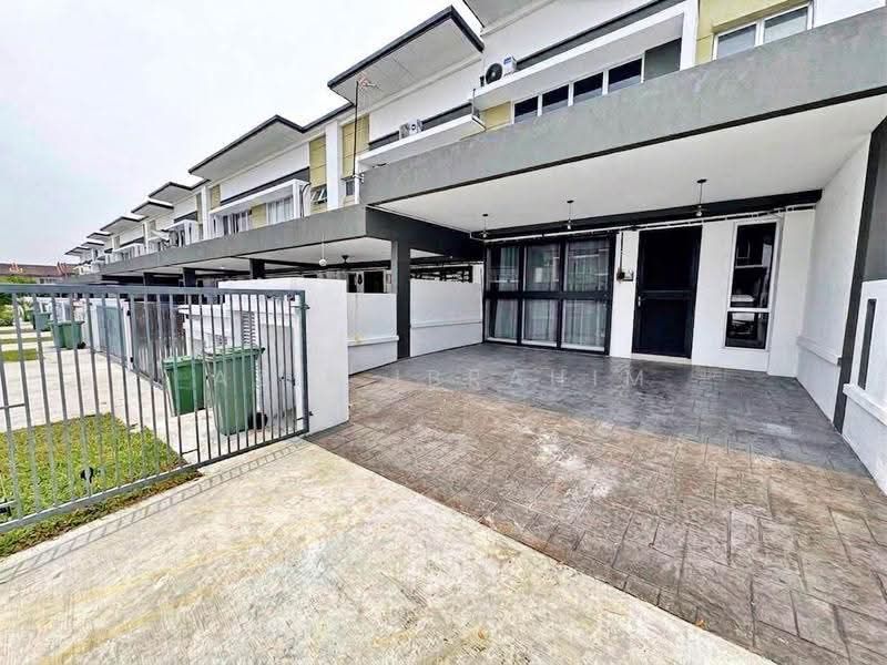 Rumah Teres 2-Tingkat untuk Dijual di Hulu Langat (Selangor) - Azli Ibrahim - Exterior - PropertyGuru.com.my