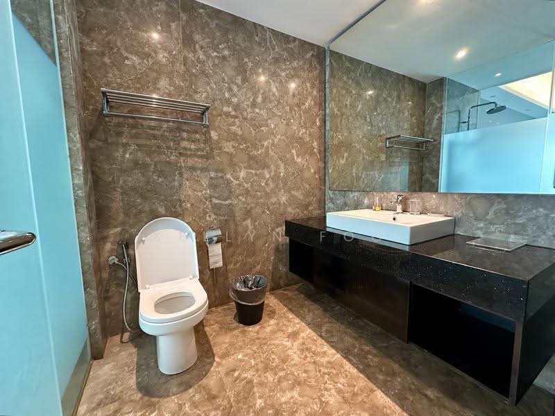 Kediaman Servis untuk Dijual di The Shore @ Malacca River - Kellyn Foo - Bathroom - PropertyGuru.com.my