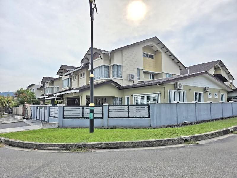 Semi-Detached House for Sale in Bangi (Selangor) - Nana Cheah - PropertyGuru.com.my