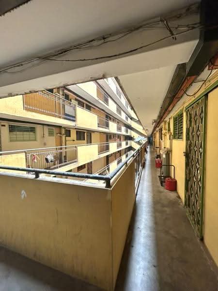Flat for Sale at Flat DBKL Jalan Hang Tuah - Chen Hoaw - Exterior - PropertyGuru.com.my