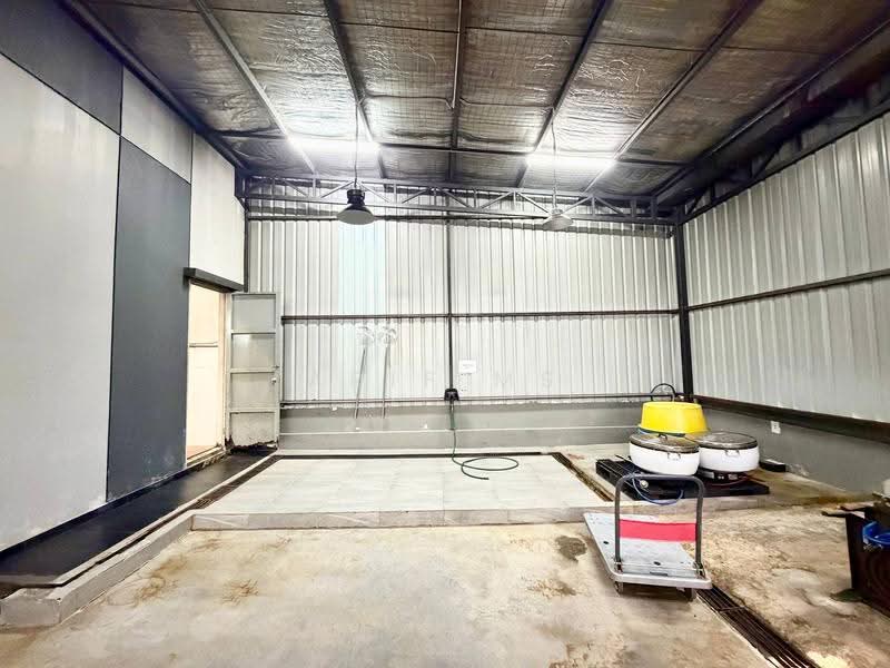 Warehouse for Rent in Eco Business Park 2 Senai (Senai) - Arif MS - Interior - PropertyGuru.com.my