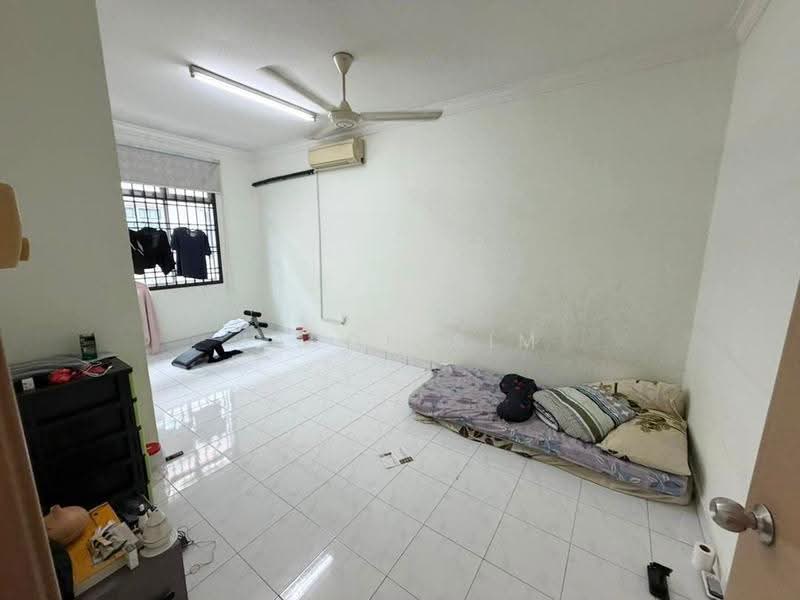 2-storey Terraced House for Sale in Taman Seri Orkid (Skudai) - Jason Sim - Bedroom - PropertyGuru.com.my