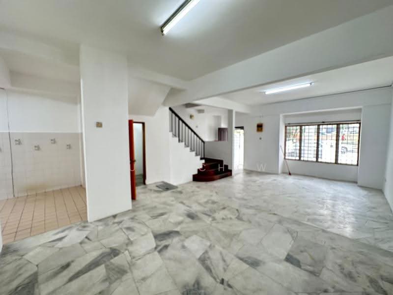 2-storey Terraced House for Rent in Bandar Country Homes (Rawang) - Lucy Chow - Interior - PropertyGuru.com.my