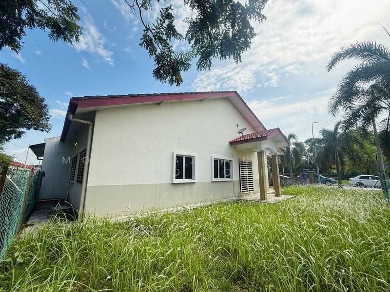 1-storey Terraced House for Sale in Klang (Selangor) - Mohd Hazlan bin Mohd Sopi - PropertyGuru.com.my