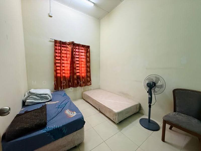 1-storey Terraced House for Sale in Klang (Selangor) - Mohd Hazlan bin Mohd Sopi - PropertyGuru.com.my