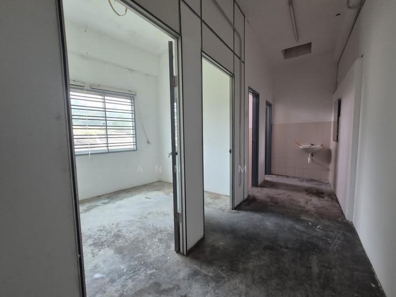 Shop / Office for Sale in Ayer Keroh (Melaka) - Ann Lim - Interior - PropertyGuru.com.my