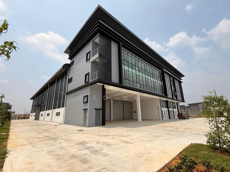 Warehouse for Rent in Bukit Jelutong (Shah Alam) - Leo Ng - Exterior - PropertyGuru.com.my