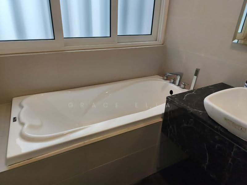 Kondominium untuk Disewa di Medini Signature - Grace Ella - Bathroom - PropertyGuru.com.my