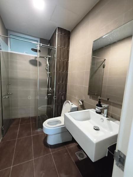 Kondominium untuk Disewa di Medini Signature - Grace Ella - Bathroom - PropertyGuru.com.my