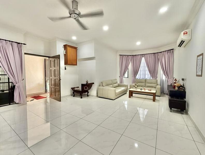 2-storey Terraced House for Sale in Bangsar (Kuala Lumpur) - Mei Fong Wong - Living Room - PropertyGuru.com.my